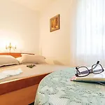 Vrcevan I * Μεντουλίν