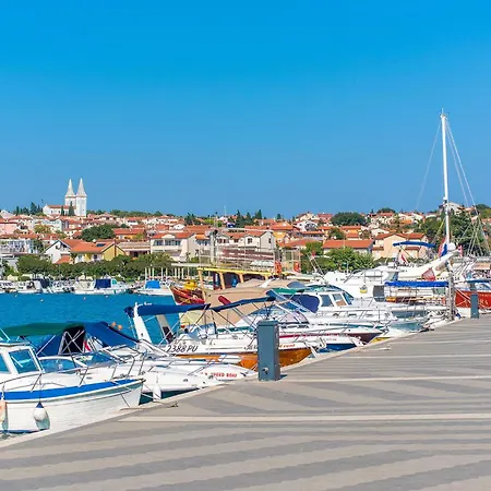 Holiday home 2 Bedroom Pet Friendly In